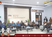 KPU Gorontalo Distribusikan Logistik Pilkada 2024, Pastikan Aman dan Lancar