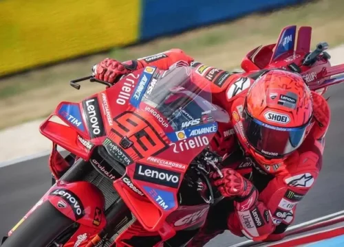 Marquez Raih Pole Hungaria, Bagnaia Terpuruk di Posisi 15