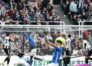 Derby Tyne-Wear Memanas: Newcastle Tumbang 1-2! Mengungkap Luka Lama dan Rivalitas Abadi