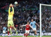 Kutukan Final Carabao Cup Kepa: Kiper Rp1,3 T yang Selalu Jadi Sorotan Drama!
