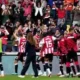 Terungkap! Detik-detik Pemain Brentford Jadi Malaikat Penolong di Jalanan Mengerikan!