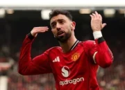 TERBONGKAR! Masa Depan Kapten Bruno Fernandes di MU: Bertahan atau Hengkang? Ini Analisanya!