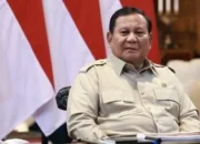 Terungkap! Kebiasaan Tengah Malam Prabowo yang Mengejutkan: Ini Rahasia di Balik Keputusannya!