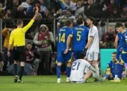 Ramalan Kelam 2026: Bastoni, Bintang Inter yang Terjebak dalam Pusaran Badai Italia?
