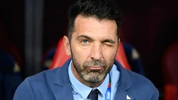 Tragedi Italia: Buffon Tinggalkan Timnas Usai Mimpi Piala Dunia 2026 Pupus?