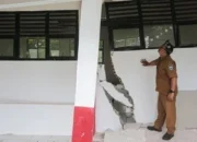HOROR! Kelas Hancur Akibat Pergerakan Tanah di Pandeglang, Ratusan Siswa Terancam?!