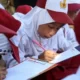 Ortu Wajib Tahu! 3 Tahap Menulis Tangan Anak SD yang Benar, Dijamin Tulisan Rapi & Cepat!