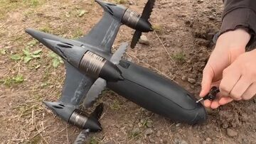 Drone Blackbird Pecahkan Rekor Dunia 730 Km/Jam: Bukan Sekadar Kecepatan, Ini Inovasi Gila di Baliknya!
